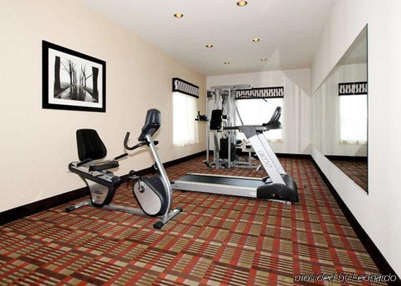 Comfort Inn & Suites Near Bethel College Newton Ανέσεις φωτογραφία